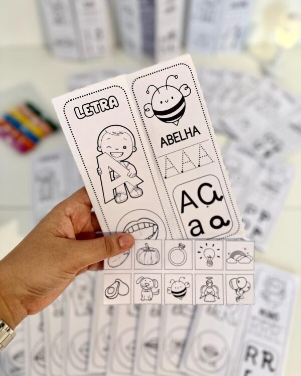 Arquivo Lapbook do Alfabeto com livrinhos para trabalhar todas as letras do Alfabeto.📝✨🔤*