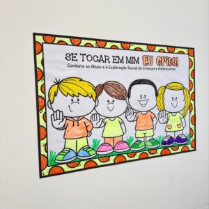 Cartaz colaborativo para colorir para trabalhar o tema “Maio Laranja” 🧡✨